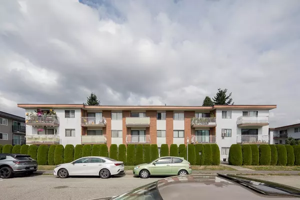 5127 Irving ST #106, Burnaby, BC V5H 1T6