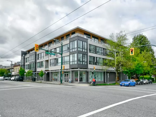 Vancouver, BC V6M 3W4,5325 West Boulevard #310