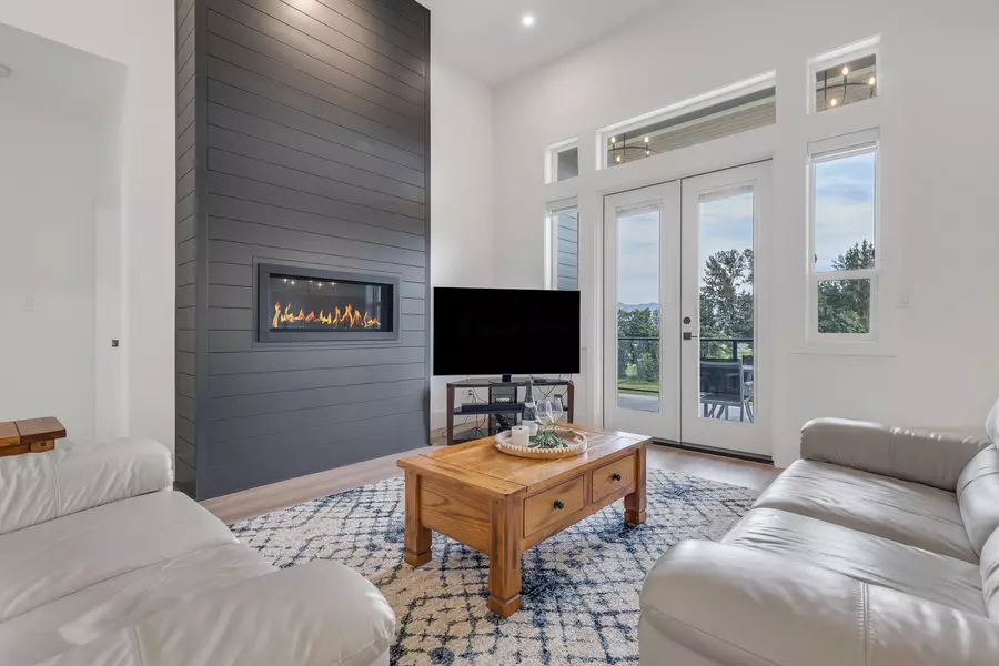 50778 Ledgestone PL #17, Chilliwack, BC V2P 0E7