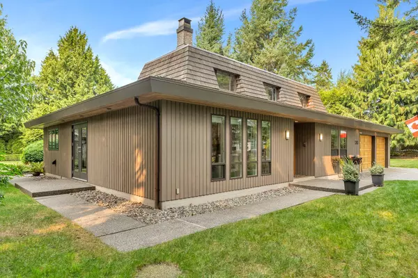 Surrey, BC V3S 5L8,5763 146a ST