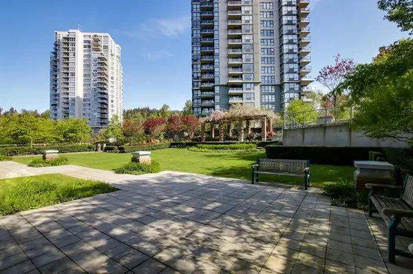 Port Moody, BC V3H 5N3,295 Guildford WAY #407