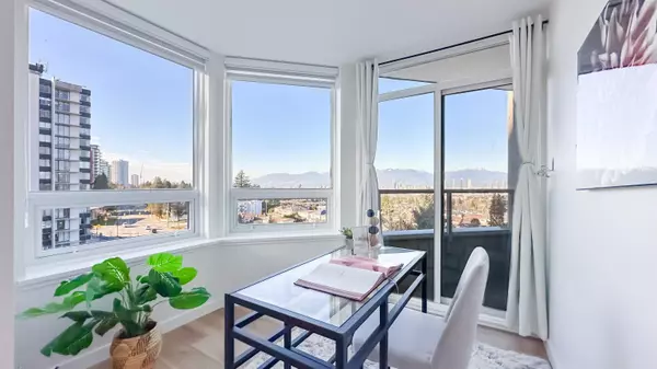 6070 Mcmurray AVE #1405, Burnaby, BC V5H 4J3