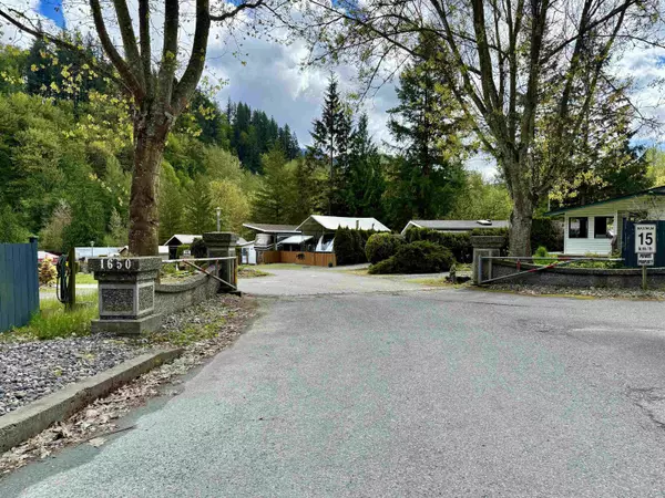 Columbia Valley, BC V2R 4X3,1650 Columbia Valley RD #16