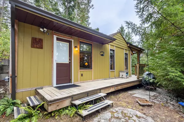 Pender Harbour, BC V0N 1S1,4825 Sinclair Bay RD