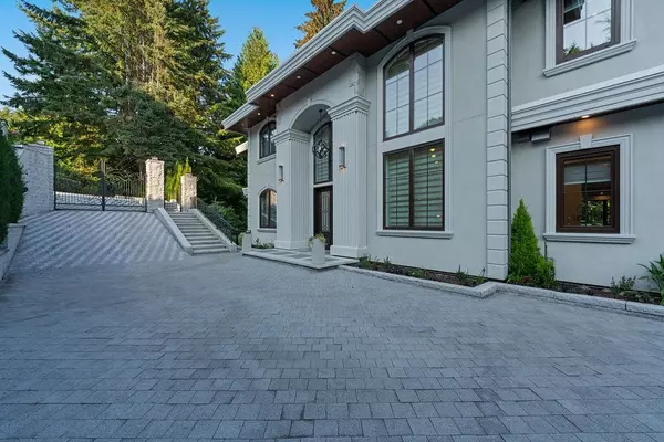 West Vancouver, BC V7S 1L5,558 Glenross RD