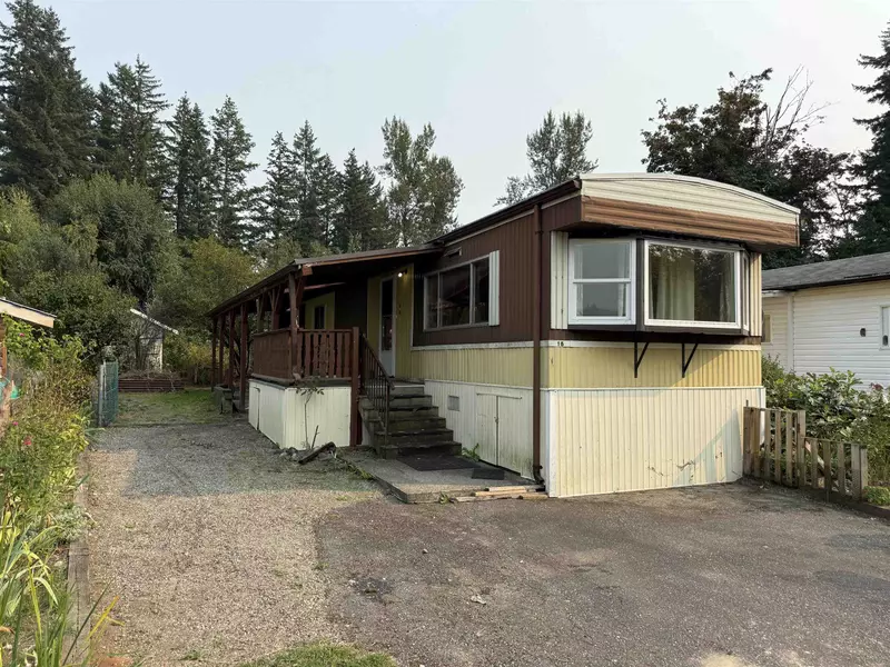 2216 Lougheed HWY #15, Agassiz, BC V0M 1A1