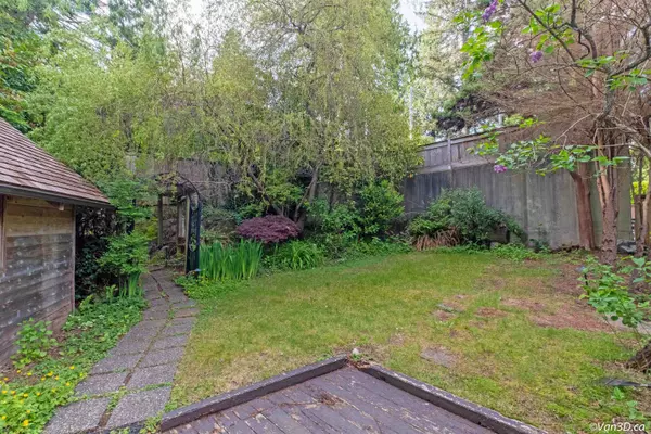 North Vancouver, BC V0V 0V0,4541 Stonehaven AVE