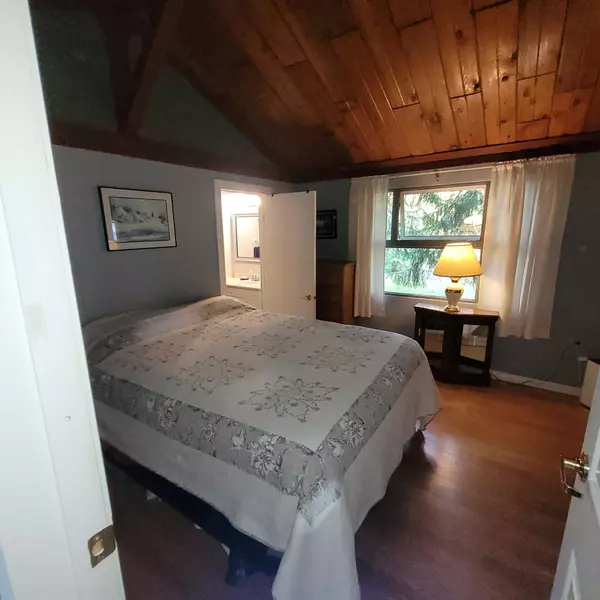 Rosedale, BC V0X 1X1,10821 N Popkum RD