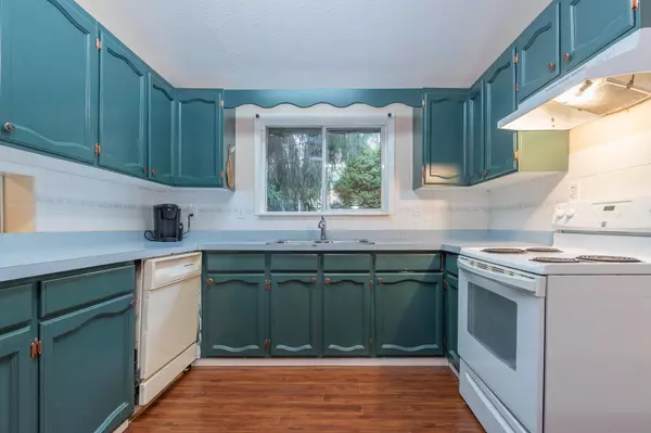 10821 N Popkum RD Rosedale, BC V0X 1X1