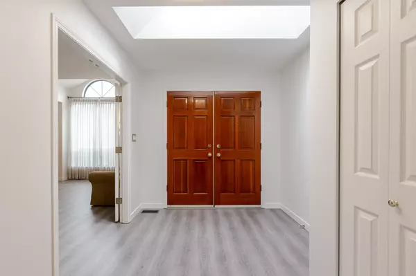 Surrey, BC V4N 1W9,10467 Glenbrook GRV