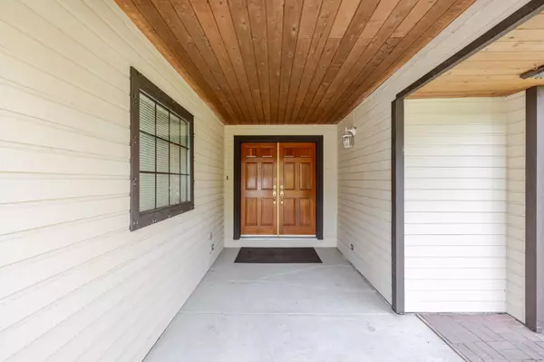 Surrey, BC V4N 1W9,10467 Glenbrook GRV