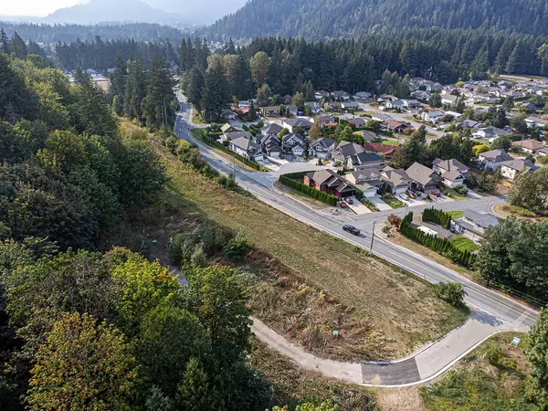 Hope, BC V0X 1L1,66026 Kawkawa Lake RD #9