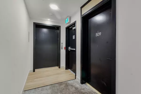 Surrey, BC V3V 0G9,13439 94a AVE #509