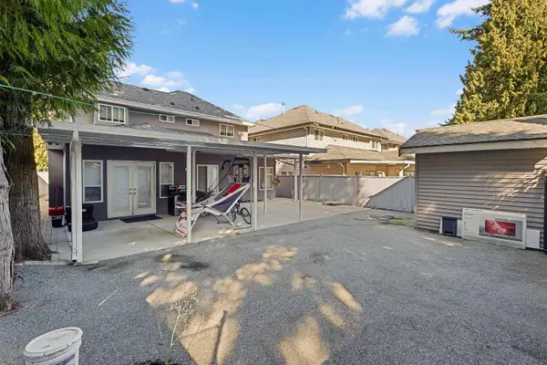 Surrey, BC V3W 7C2,12898 68 AVE