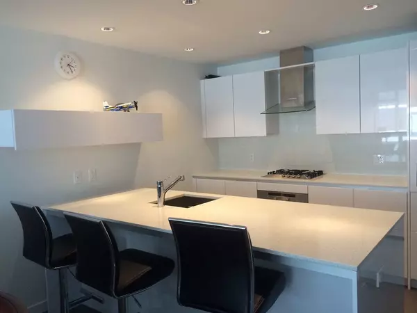 Richmond, BC V7C 0A7,5177 Brighouse WAY #605