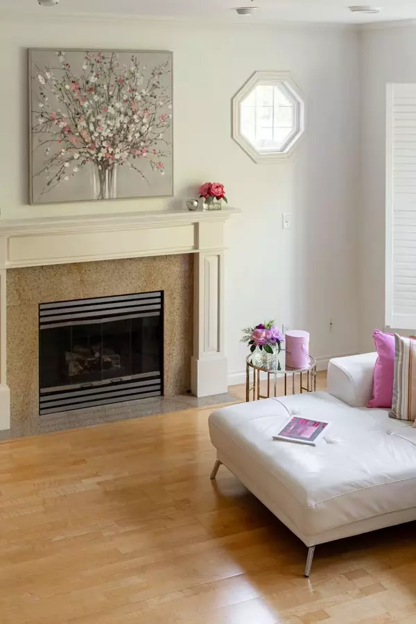 Vancouver, BC V6L 1E5,2818 W 19th AVE