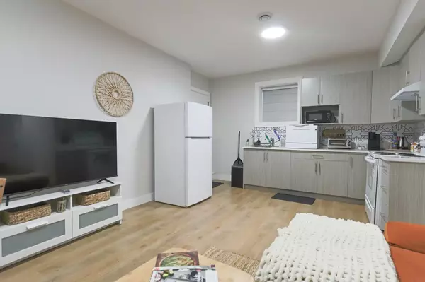 Surrey, BC V3X 2M9,13938 60a AVE