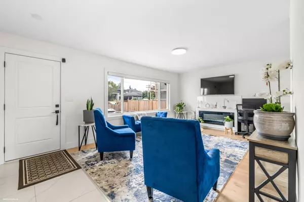 Richmond, BC V7A 2C6,9360 Pinewell CRES