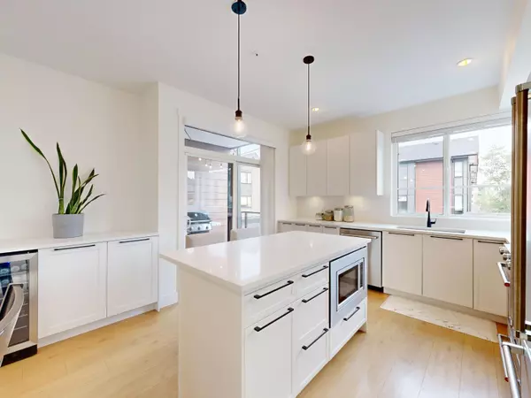 Langley, BC V2Y 3S2,19897 75a AVE #56