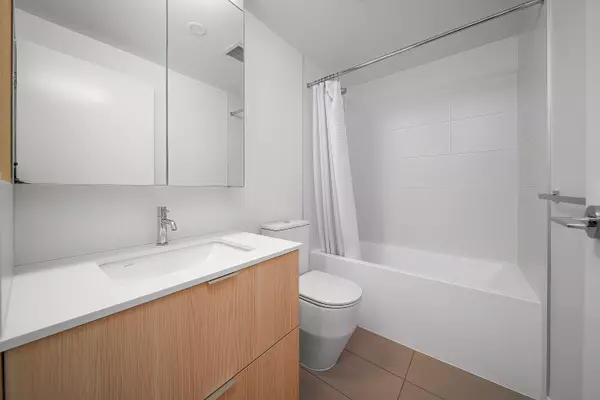 Coquitlam, BC V3K 0J2,308 Alderson AVE #1305