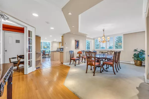 Vancouver, BC V6H 1R1,1350 W 14th AVE #6