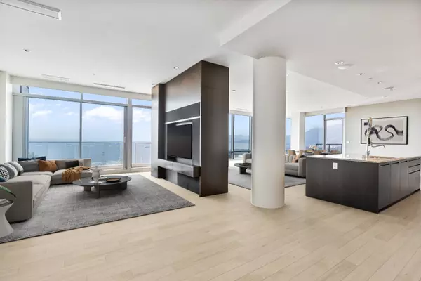 Vancouver, BC V6E 0A8,1128 W Georgia ST #5501