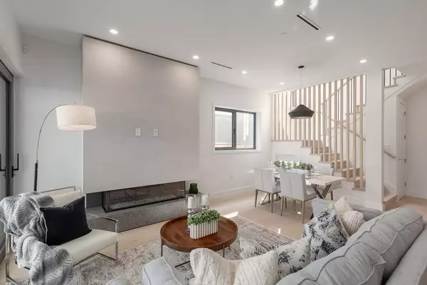 Vancouver, BC V6K 2M7,3186 W 11th AVE #1