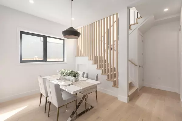 Vancouver, BC V6K 2M7,3186 W 11th AVE #1