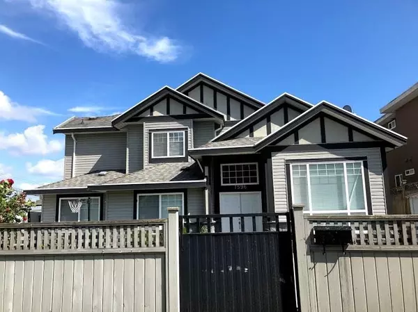 7596 144 ST, Surrey, BC V3W 5S6