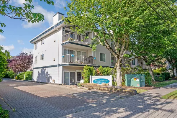 Surrey, BC V4A 2A3,15298 20 AVE #204
