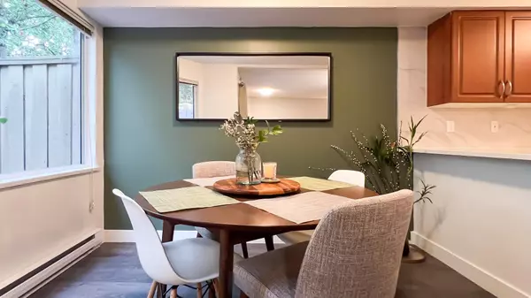 Richmond, BC V6V 2M8,12020 Greenland DR #15