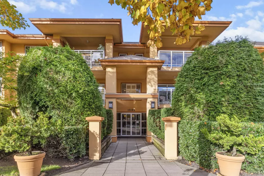 15185 22 AVE #106, Surrey, BC V4A 9T4