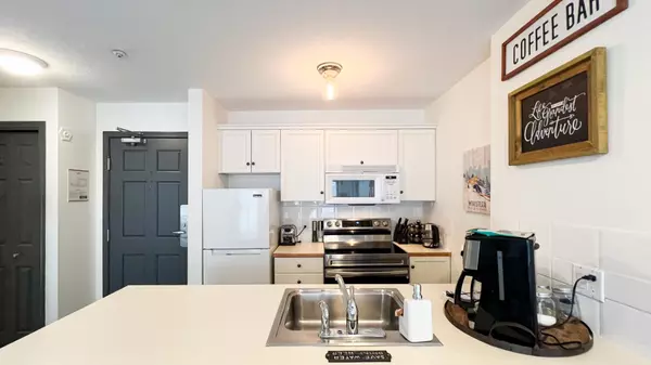 Whistler, BC V8E 1G1,4800 Spearhead DR #202