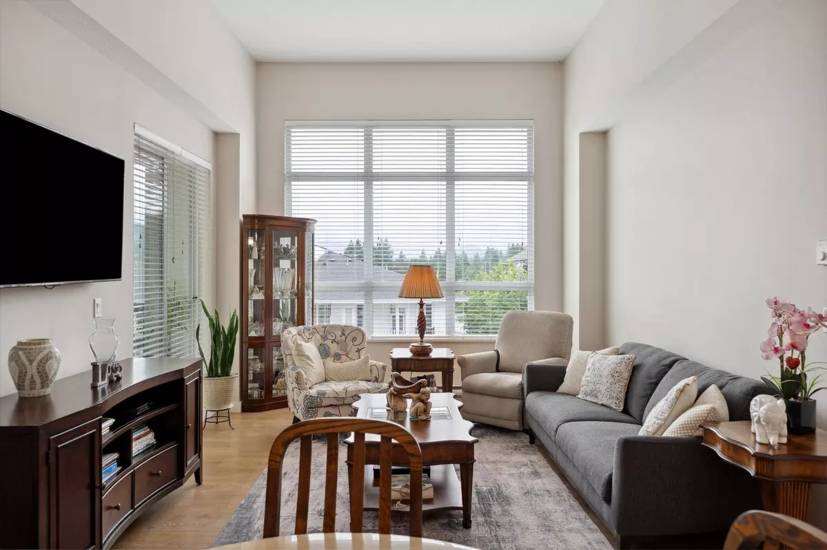 Coquitlam, BC V3J 0E5,611 Regan AVE #404