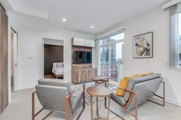 Vancouver, BC V6E 1H1,1170 Barclay Street #405