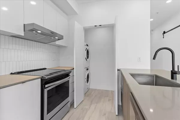 32838 Landeau PL #509 Abbotsford, BC V2S 6S6