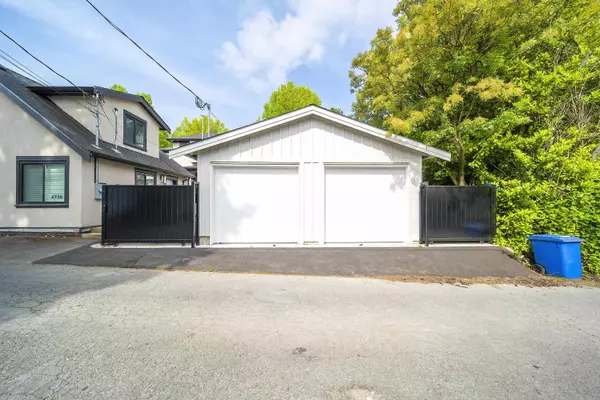 Vancouver, BC V5V 4Z3,4722 Henry ST