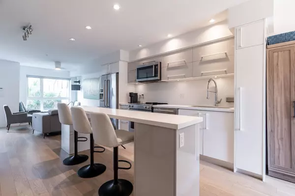 North Vancouver, BC V7M 2L3,2358 Western AVE #16
