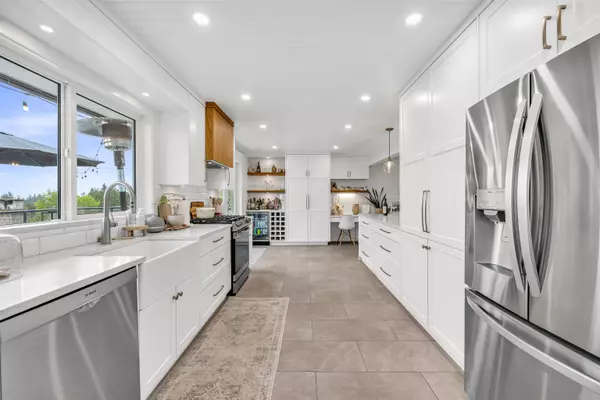20755 46a AVE, Langley, BC V3A 3K1