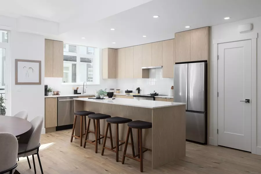 16325 21 AVE #31, Surrey, BC V3Z 1K6