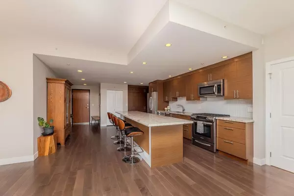 Sechelt, BC V7Z 0J2,5665 Teredo ST #203