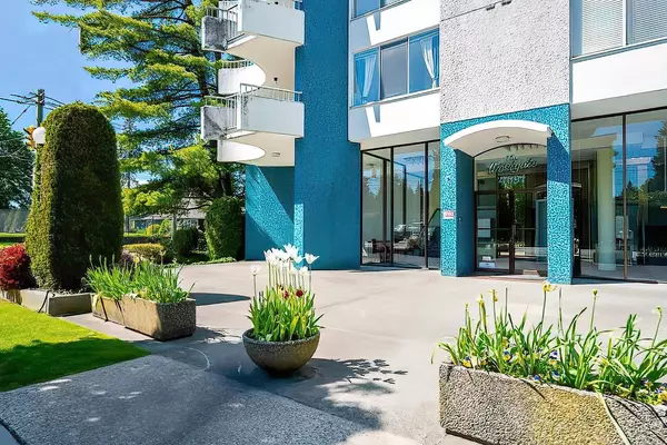 Vancouver, BC V6R 2J3,4691 W 10th AVE #604