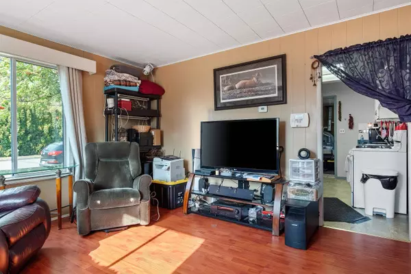 Hope, BC V0X 1L0,709 7th AVE