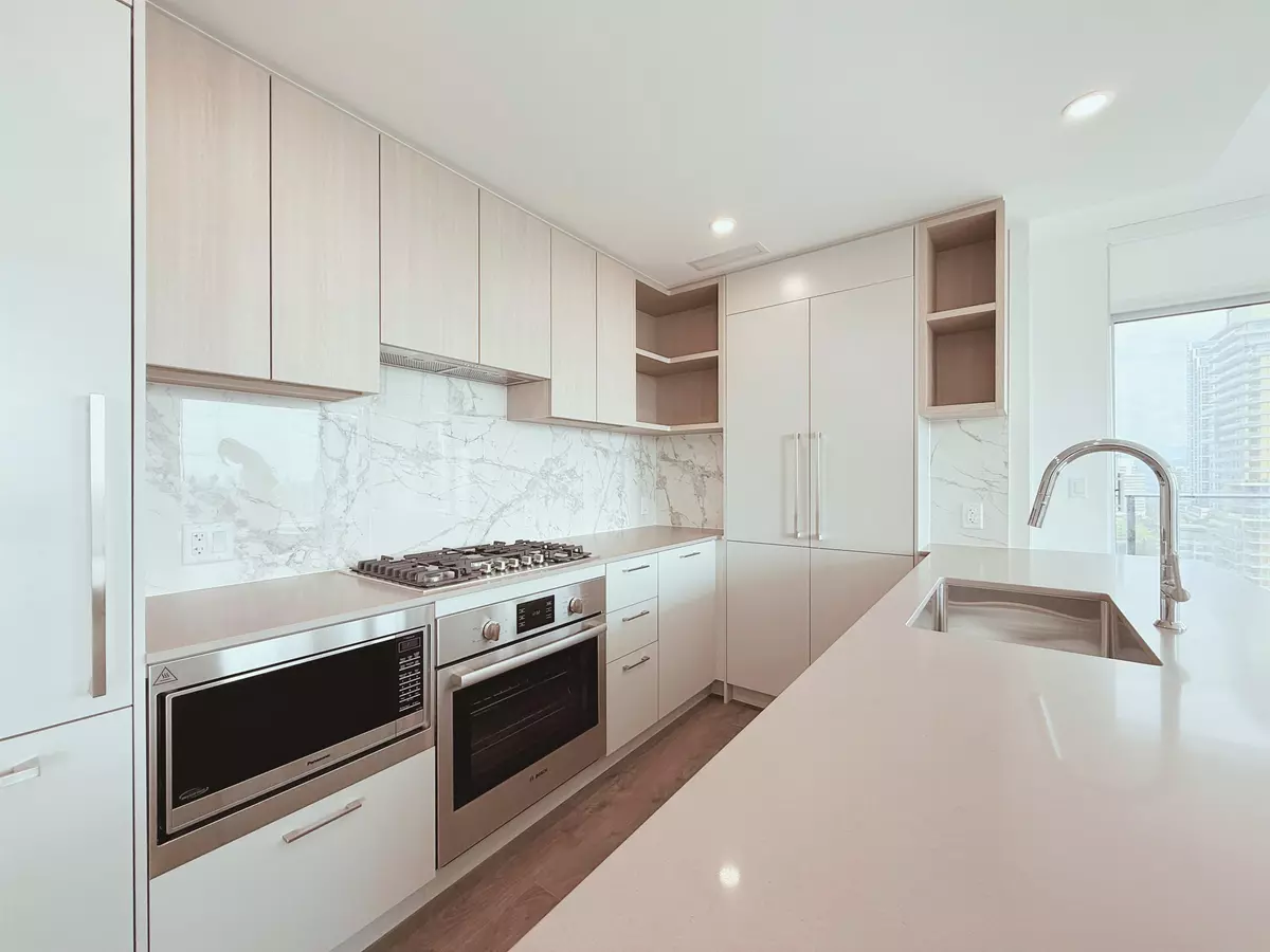 Burnaby, BC V5H 2J6,6468 Willingdon AVE #1509