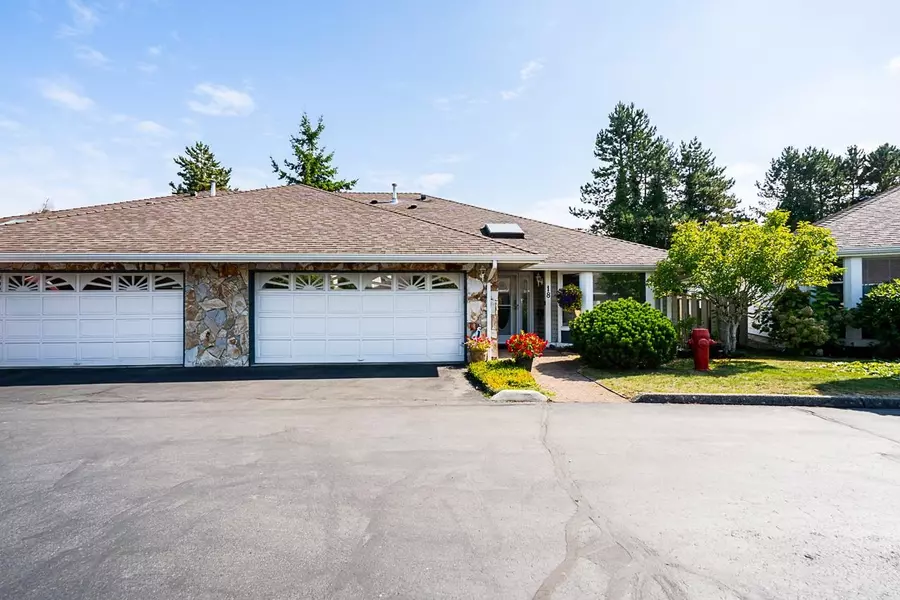 21746 52 AVE #18, Langley, BC V2Y 1L4