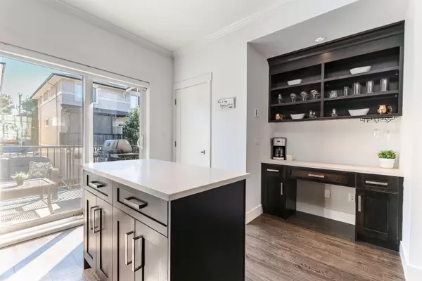 Maple Ridge, BC V2W 0G9,10151 240th ST #17