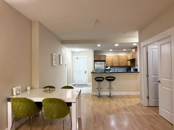 Vancouver, BC V6T 2K2,6328 Larkin DR #309