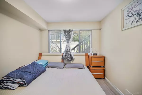 Richmond, BC V6Y 2P9,7800 Heather ST #4