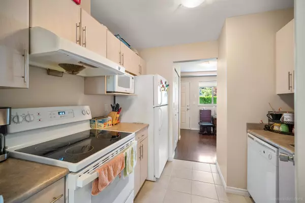 Richmond, BC V6Y 2P9,7800 Heather ST #4