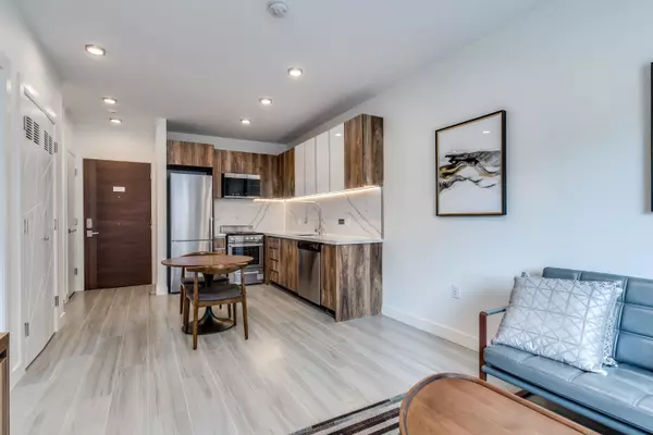 1168 Pendrell Street #303 - PROMO, Vancouver, BC V6E 1L4